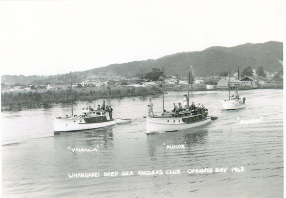 Valencia, Aumoe & Ranoni 1943