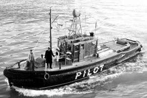 WAIRANGI - PILOT LAUNCH-  CIRCA 1948