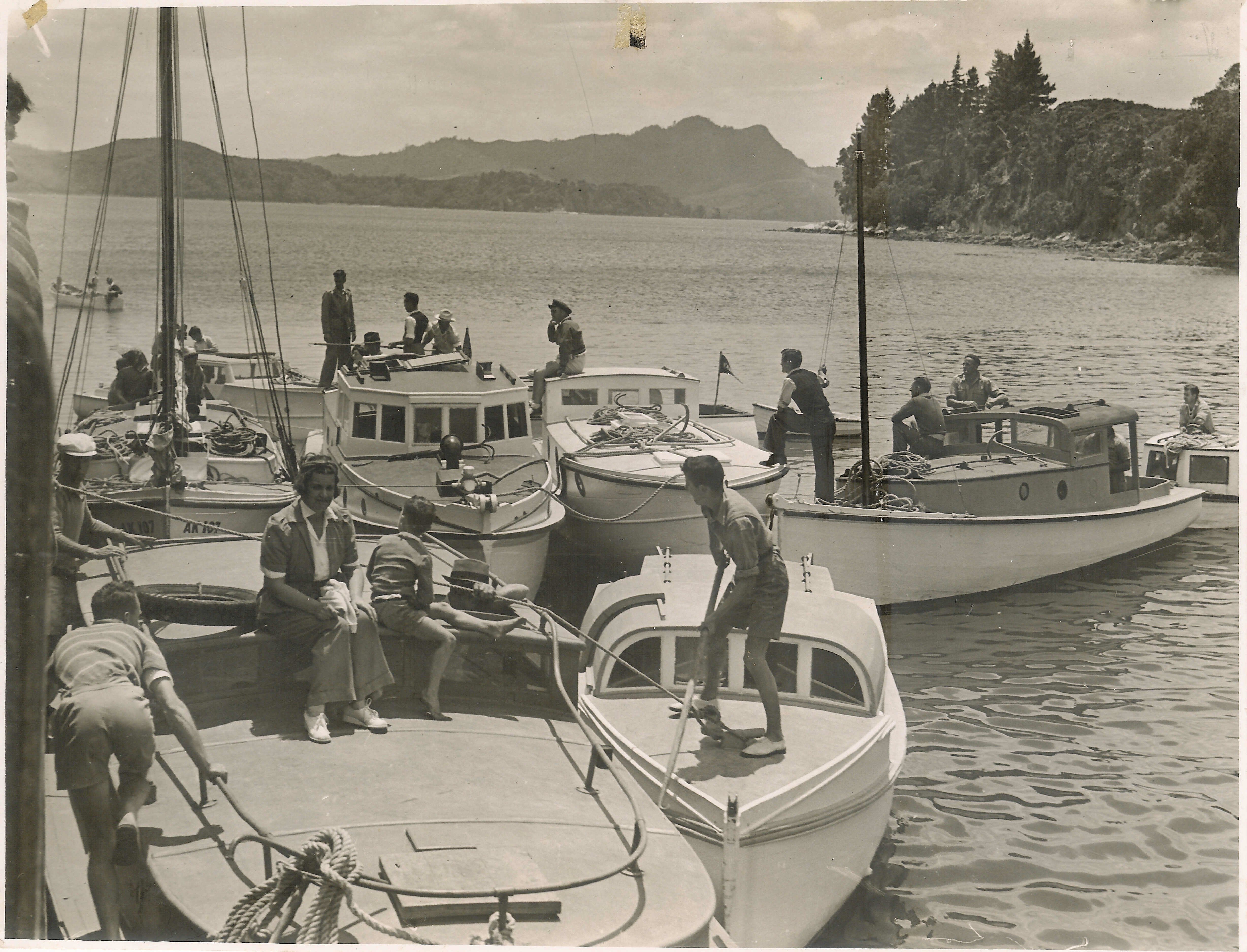 Whitianga New Years Day Regatta #2 c.1950/51 