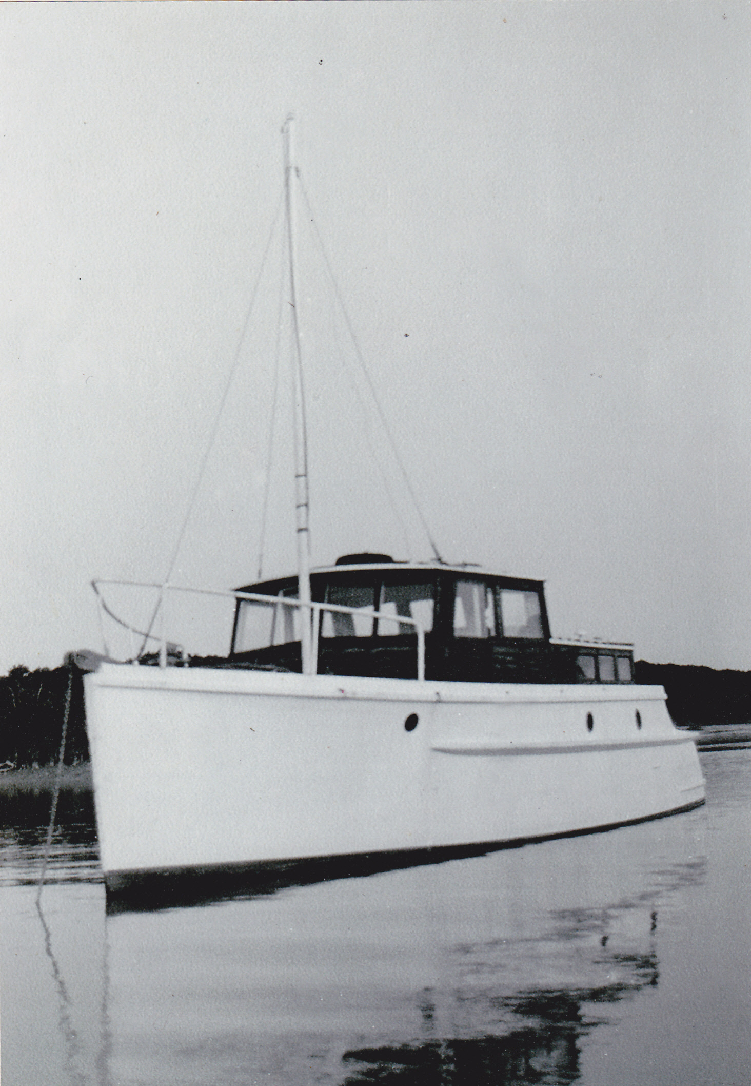 BUILT BY CHARLIE THOMASEN c1940s AT THAMES - 2