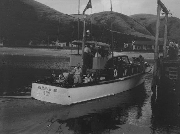 MANANA III - OTEHEI BAY c1940s