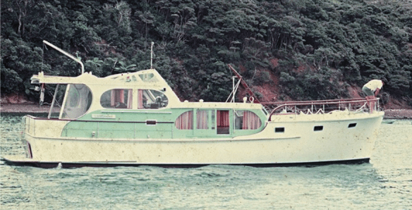 lady-sandra-john-richards-gt-barrier-is-c1972