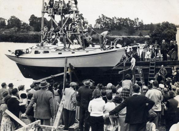 Maroro - launching day 01, 27 Dec 1957