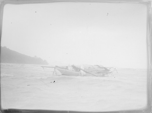 YACHT WRECK - BADDELEYS BAY -T.COLLINS b