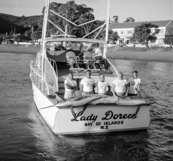 Lady Doreen @ Russell