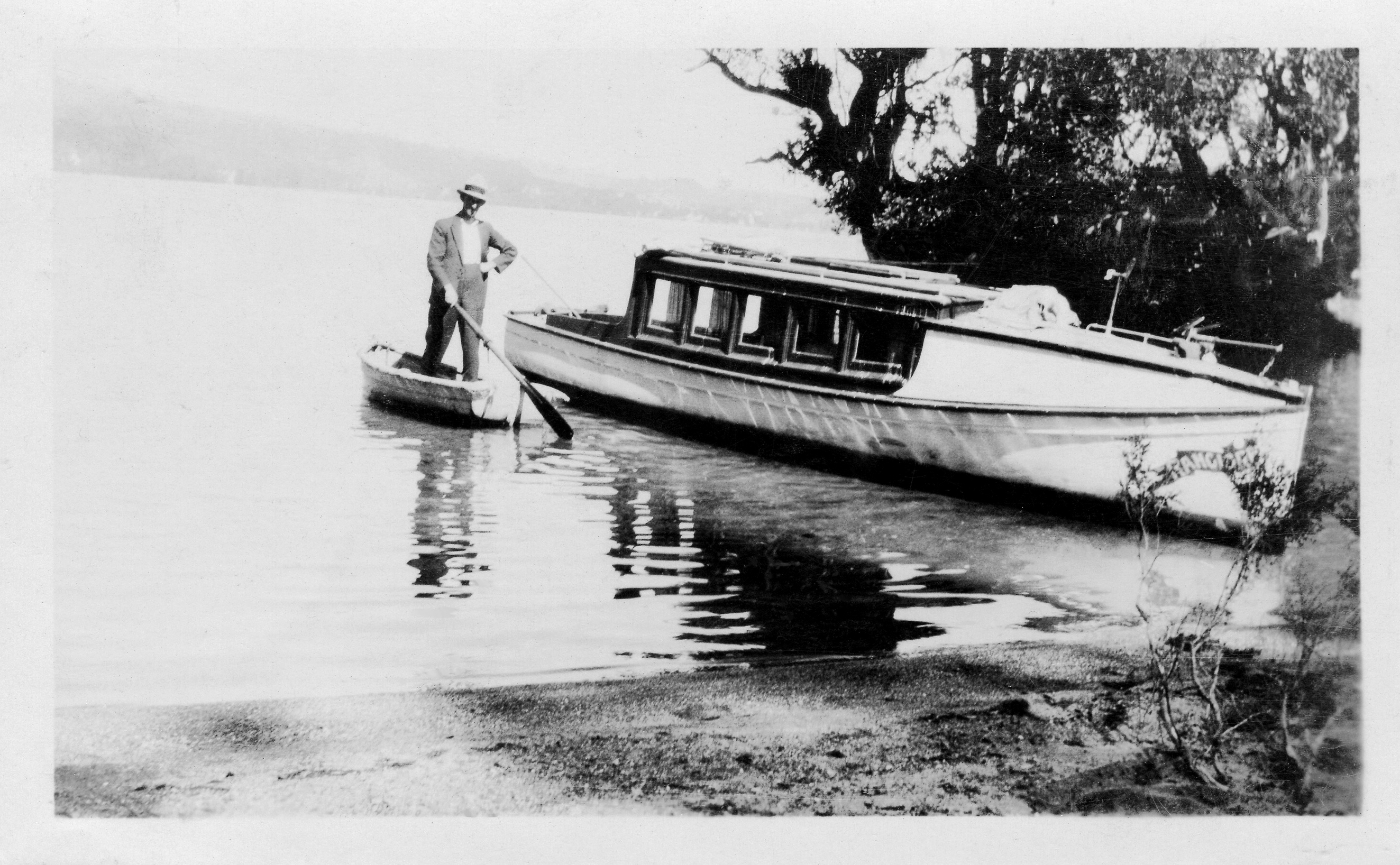 Boat_Lake_Dinghy_George?_F