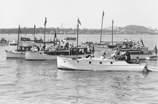 Anniversary Day 1926 Surf
