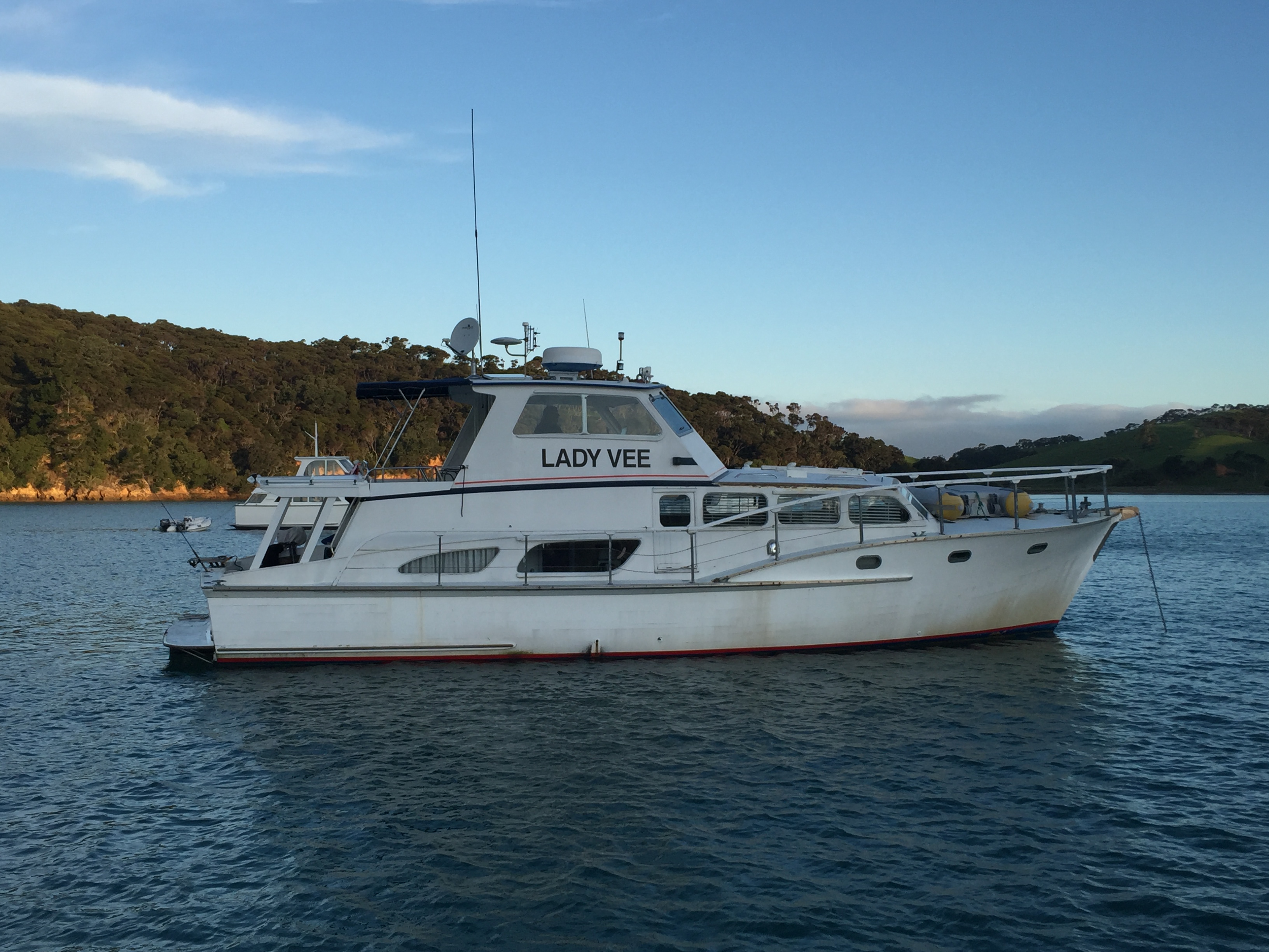 lady vee chamberlains bay