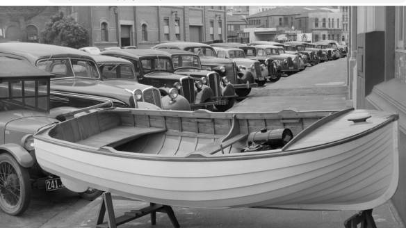 Woody Clinker motorboat