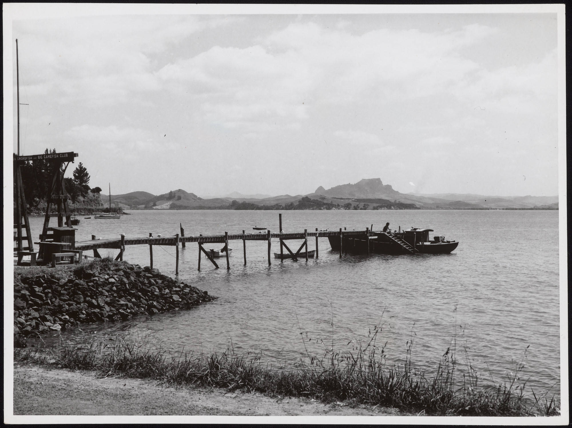 p20062coll1_60076_extralarge