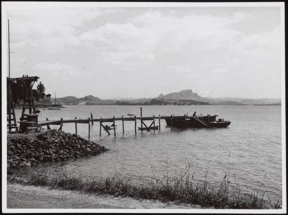 p20062coll1_60076_extralarge